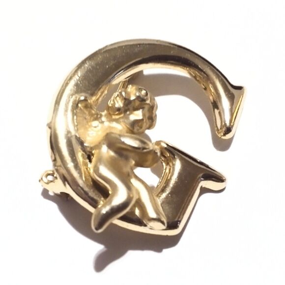 Vintage L. Razza Signed Gold Tone Initial G Brooch with Sitting Angel - Picture 3 of 4